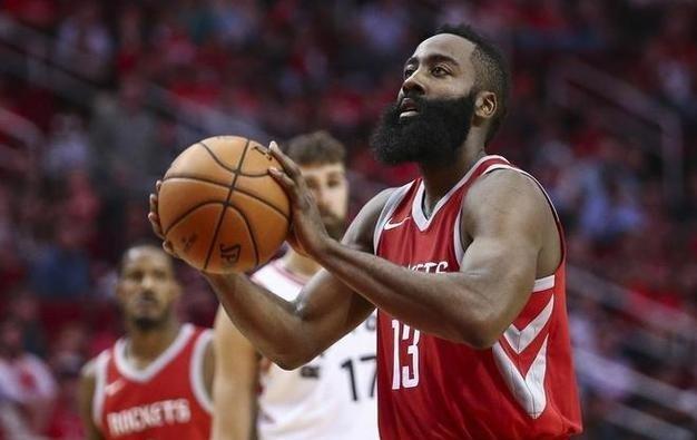 平博APP-哈登回归赛场，爆冷首场状态亮眼，老鹰观众沸腾！的简单介绍-平博APP